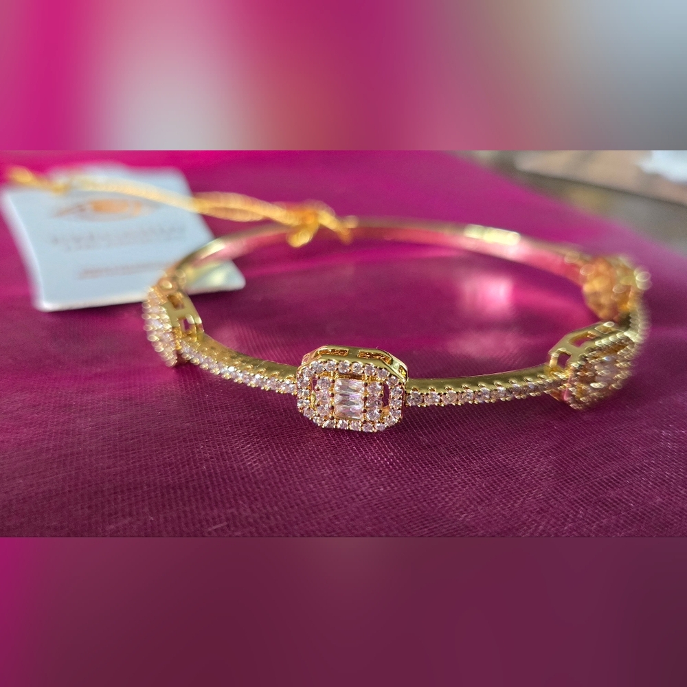 New Eye Candy Los Angeles Golden & Cubic Zirconia Cuff